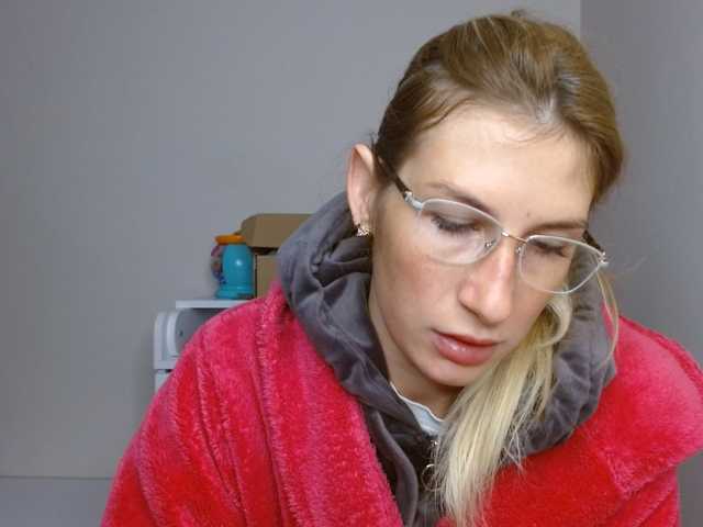LunaVibe-V live cam on BongaCams