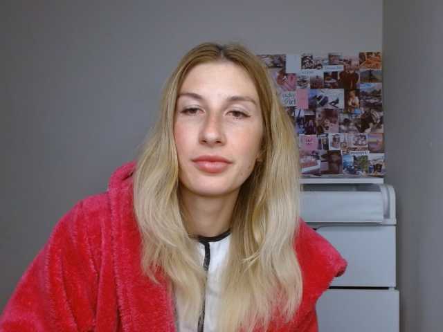LunaVibe-V live cam on BongaCams