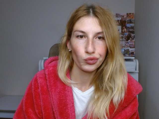 Rita_Atir live cam on BongaCams