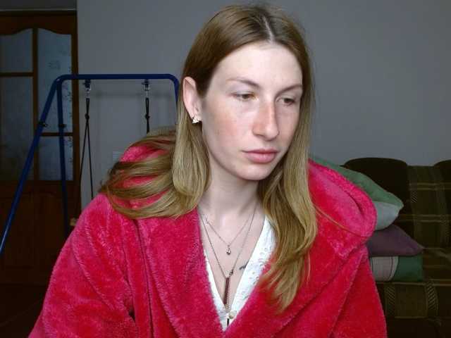 le modèle Rita_Atir est en webcam porno dans un show sur le site bongacams, il possède les tags suivants: White/Caucasian,Blonde,Shaved