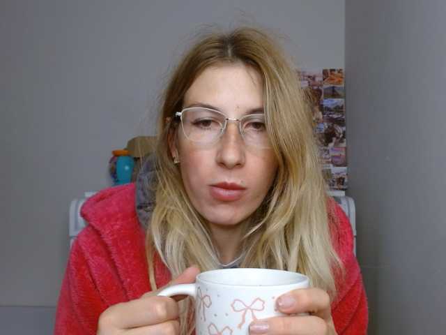 LunaVibe-V live cam on BongaCams