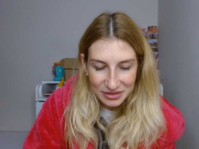 LunaVibe-V live cam on BongaCams