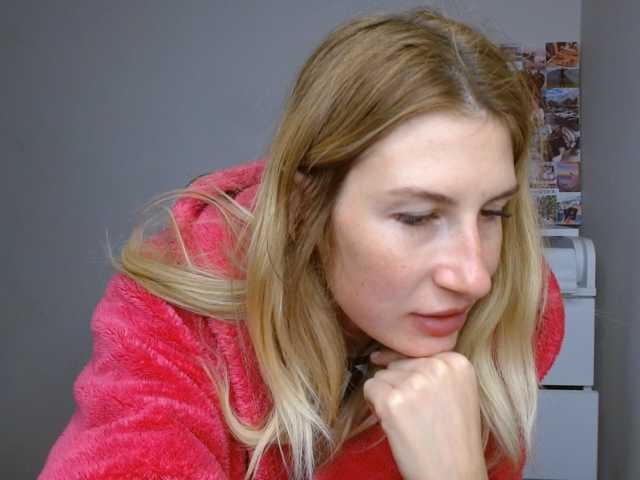 LunaVibe-V, en directo ahora en BongaCams
