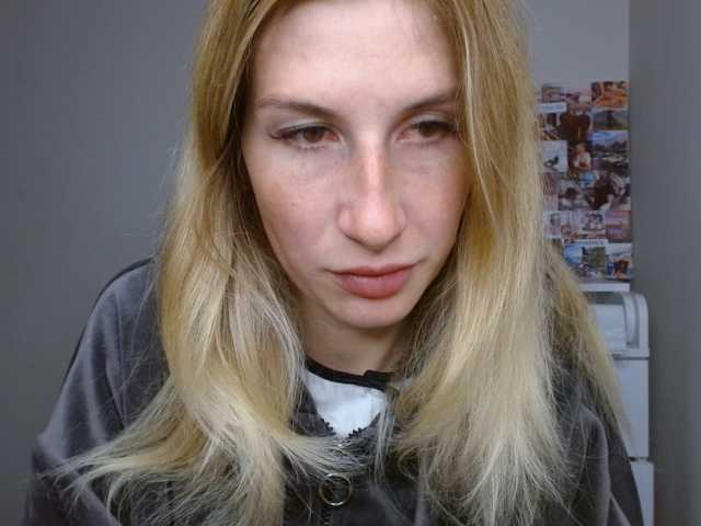 LunaVibe-V, live now on BongaCams