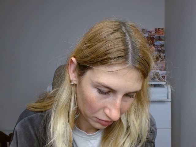 LunaVibe-V live cam on BongaCams