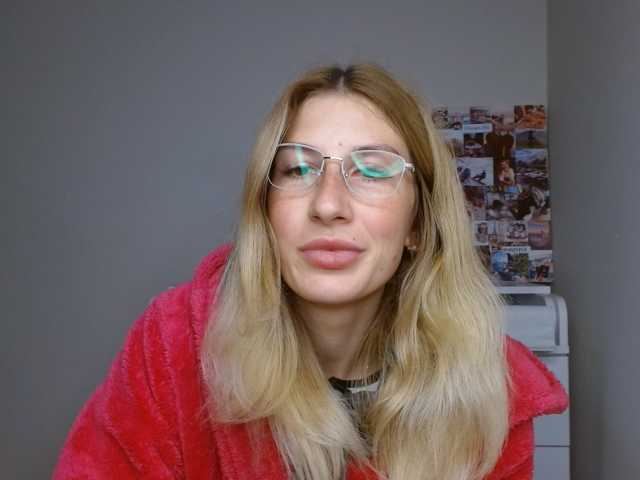 LunaVibe-V live cam on BongaCams