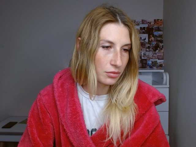 LunaVibe-V live cam on BongaCams