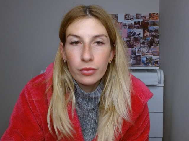 LunaVibe-V, en directo ahora en BongaCams