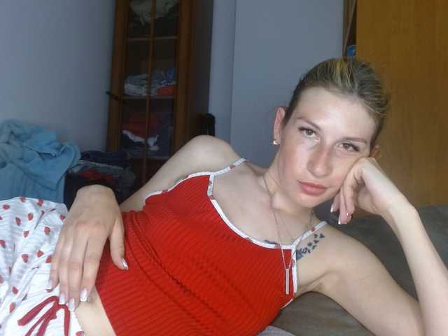 LunaVibe-V live cam on BongaCams