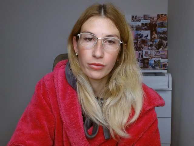 LunaVibe-V live cam on BongaCams