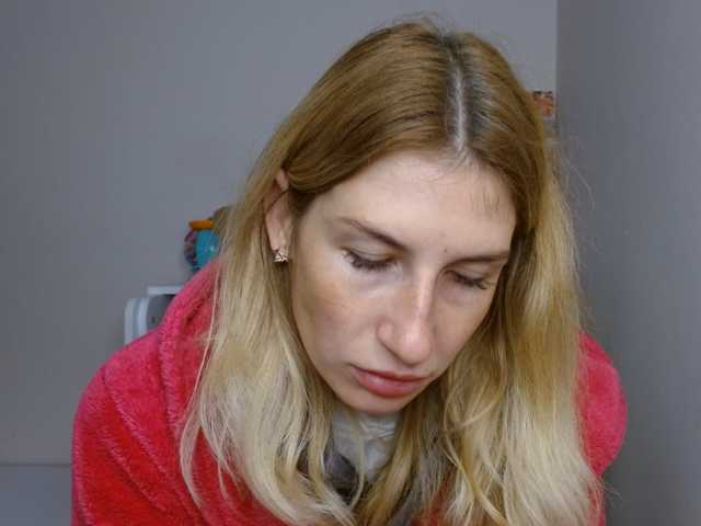 LunaVibe-V live cam on BongaCams