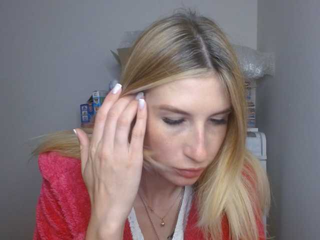 LunaVibe-V live cam on BongaCams