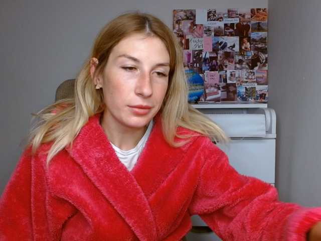 LunaVibe-V live cam on BongaCams