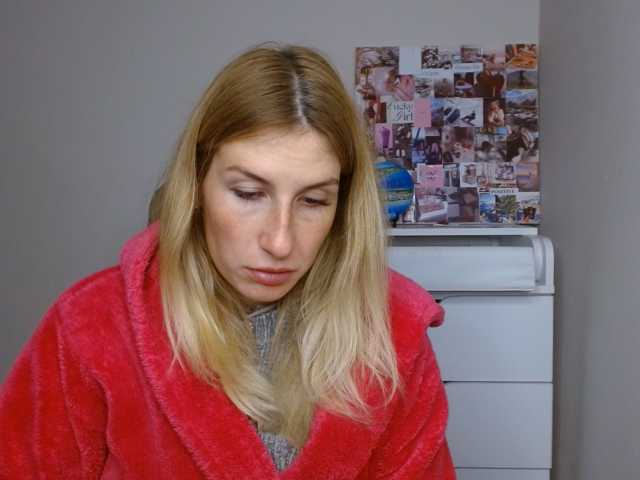 LunaVibe-V live cam on BongaCams