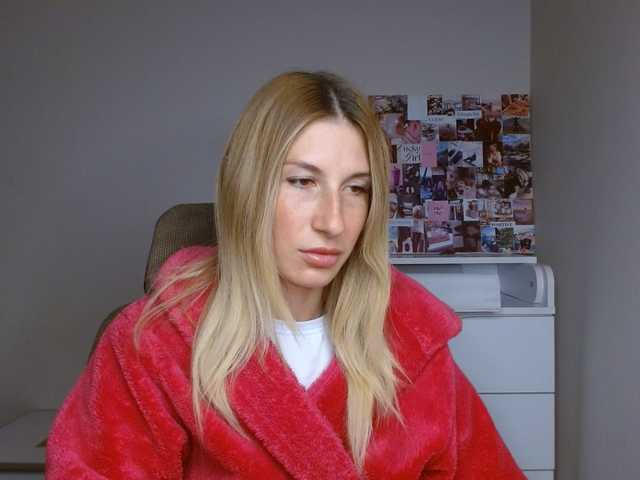 LunaVibe-V live cam on BongaCams
