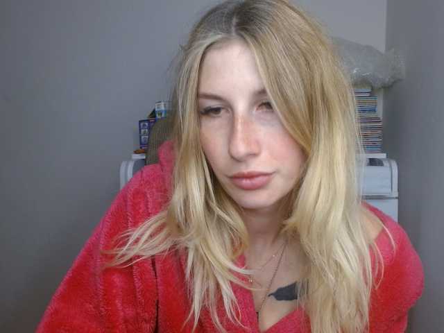 LunaVibe-V live cam on BongaCams