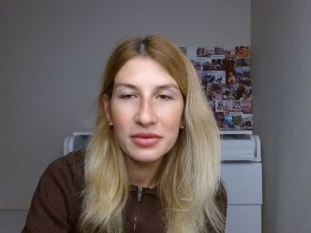 LunaVibe-V live cam on BongaCams