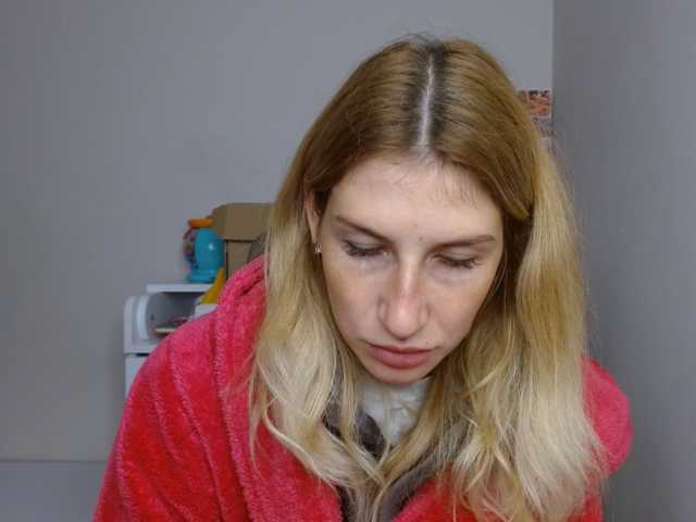 LunaVibe-V live cam on BongaCams