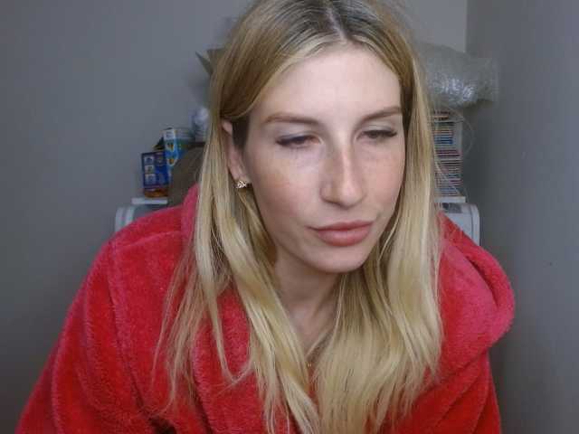 LunaVibe-V live cam on BongaCams