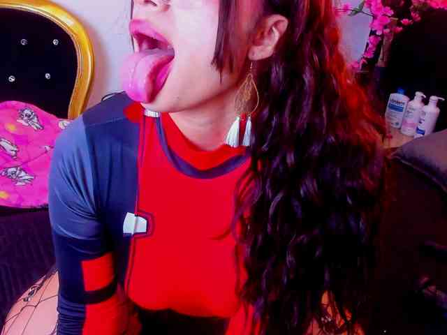 Katty-Kiss- webcam
