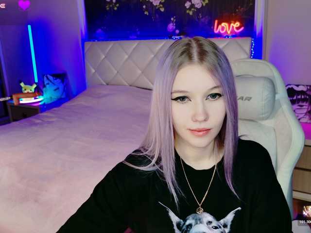 NaomiHita live cam on BongaCams