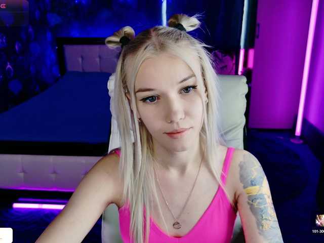 NaomiHita live cam on BongaCams