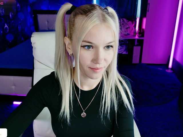NaomiHita live cam on BongaCams