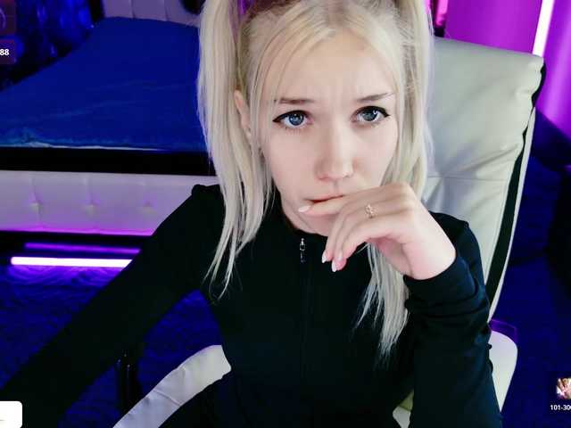  NaomiHita chat room