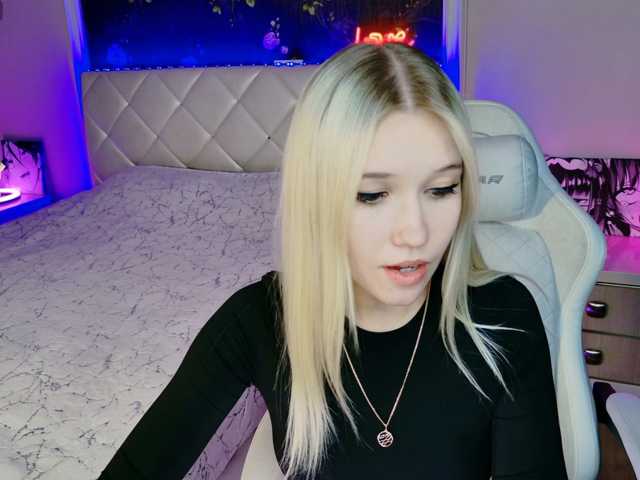 NaomiHita live cam on BongaCams