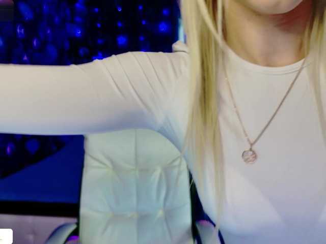 NaomiHita live cam on BongaCams