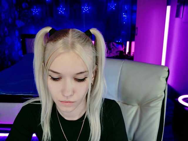  NaomiHita chat room