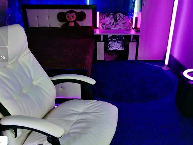  NaomiHita chat room