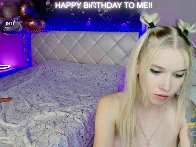 NaomiHita webcam