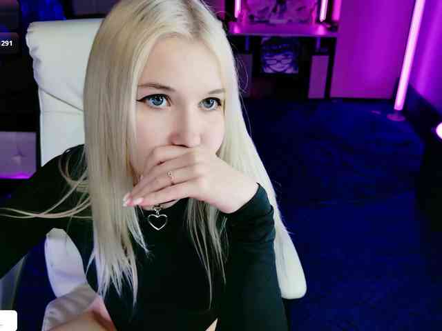 NaomiHita webcam