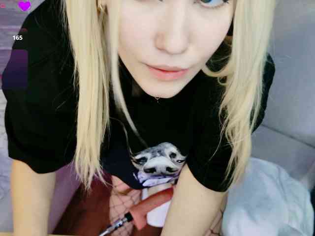 NaomiHita webcam
