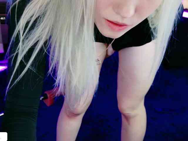 NaomiHita webcam