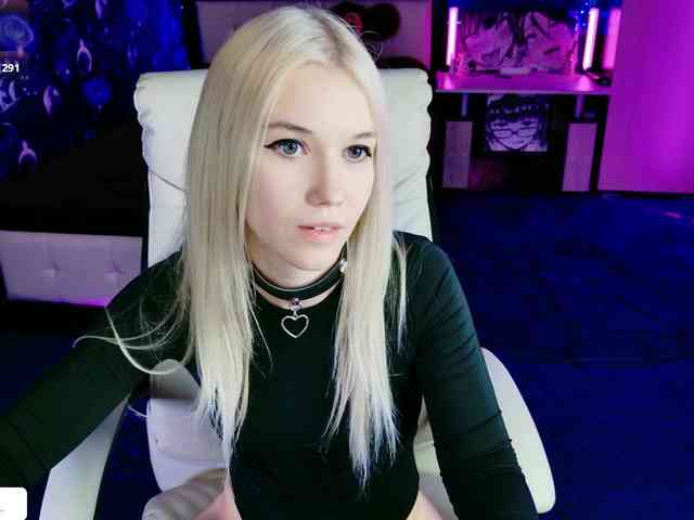 NaomiHita webcam