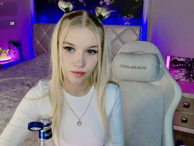 NaomiHita webcam