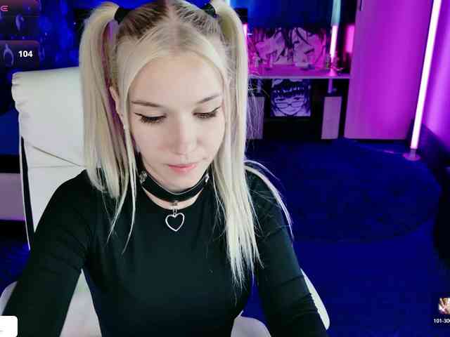 NaomiHita webcam