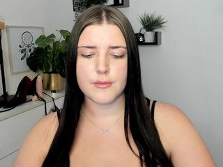 Miabrunette22