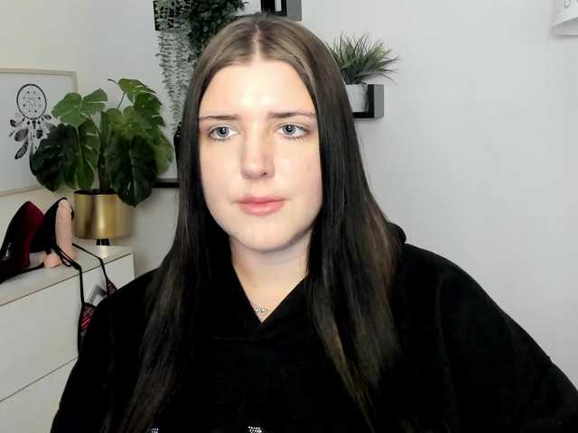 Miabrunette22