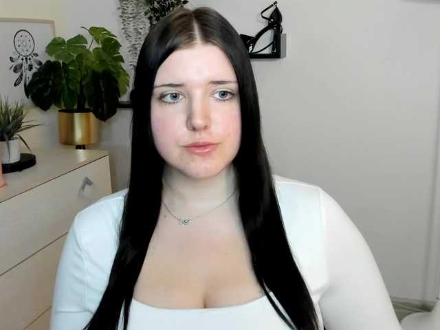 Miabrunette22