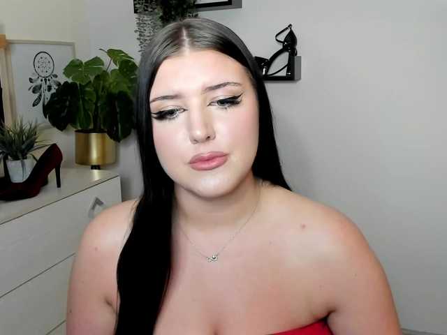 Miabrunette22
