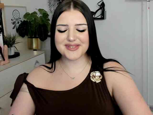 Miabrunette22
