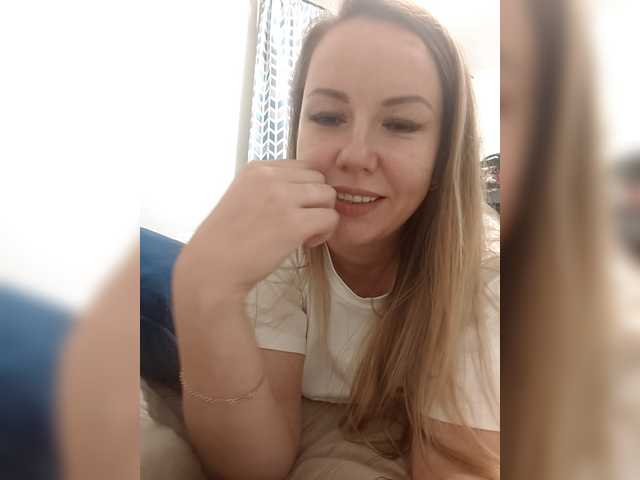Stacy-meow1 live cam on BongaCams