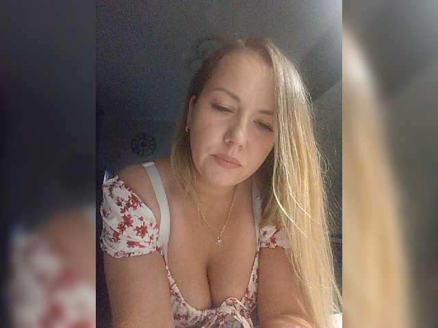 Stacy-meow1 live cam on BongaCams