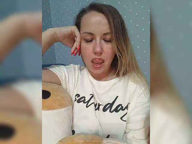 Stacy-meow1 live cam on BongaCams