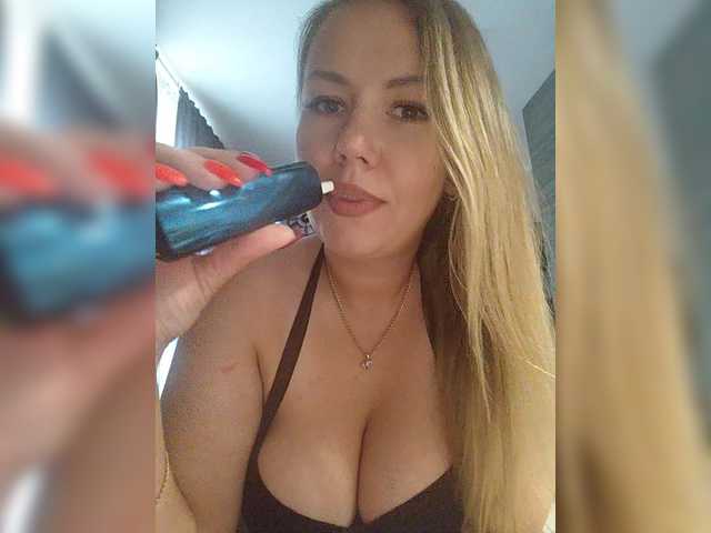 Stacy-meow1 live webcam show