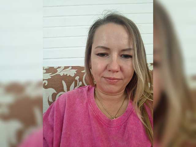 Stacy-meow1 live cam on BongaCams