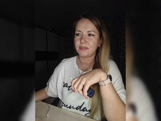 Stacy-meow1 live cam on BongaCams